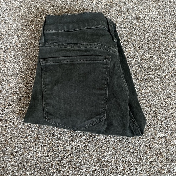 Gap True Skinny Coloured Jeans - Picture 6 of 6